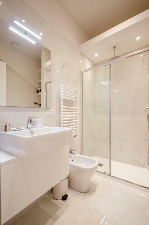 בולוניה Calzolerie Luxury Apartment מראה חיצוני תמונה